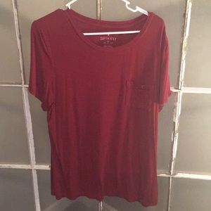 Red casual tee